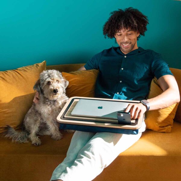 arloskyelapdeskthumbnailvideo.jpg The Stowaway Lap Desk